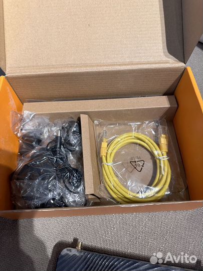 Роутер zyxel 4G LTE indoor-Router LTE3301-M209