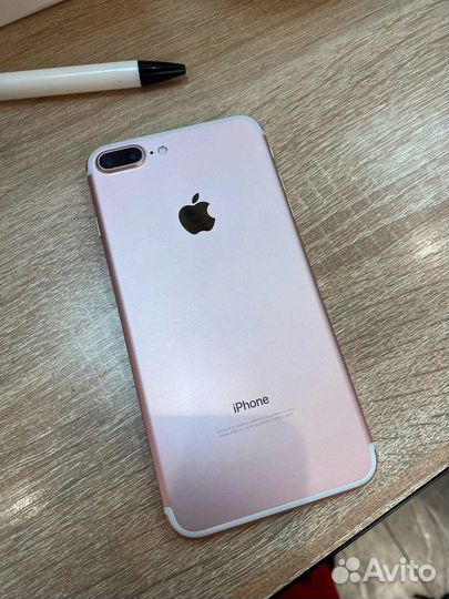 Телефон iPhone 7 plus