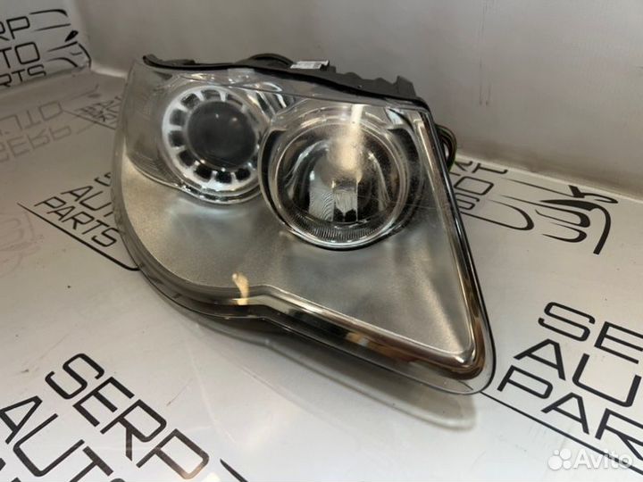 Фара правая Volkswagen Touareg 7L GP BPE 2.5