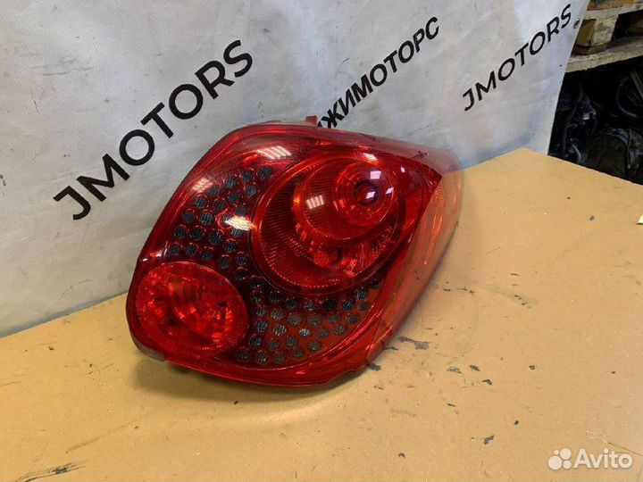 Фонарь задний правый Пежо 207 универсал