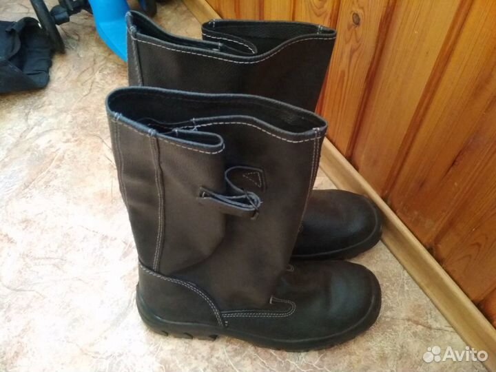 Сапоги,краги, наколенники