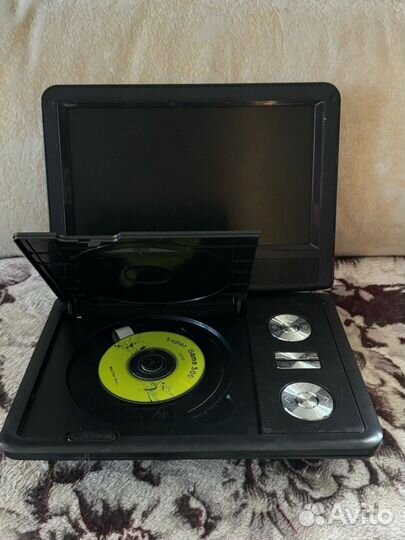 Портативный видеопроигрыватель