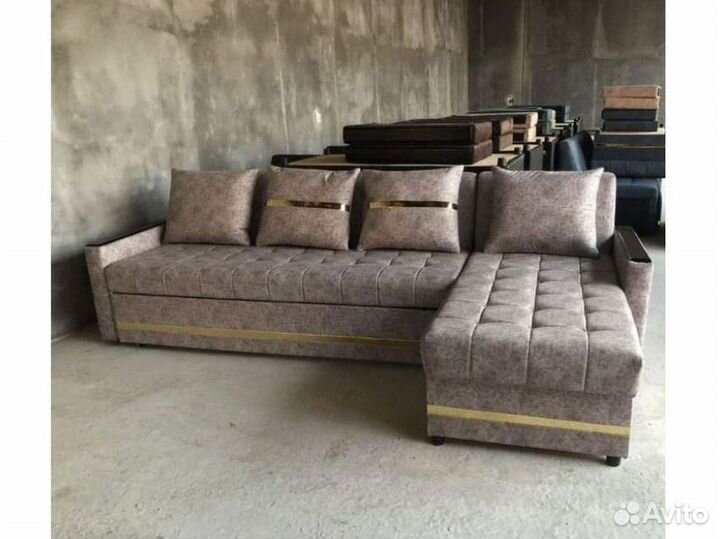 Диван угловой в наличии