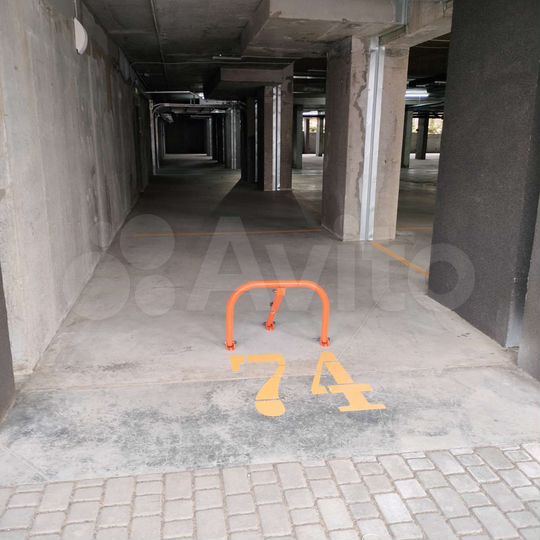 Машиноместо, 18 м²