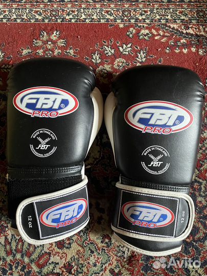 Боксерские перчатки 12 oz