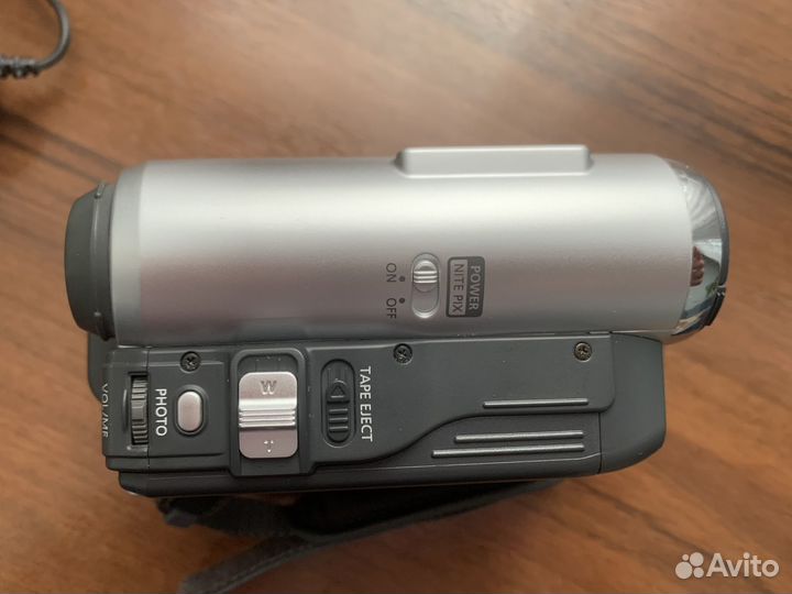 Видеокамера Samsung VP-D352i