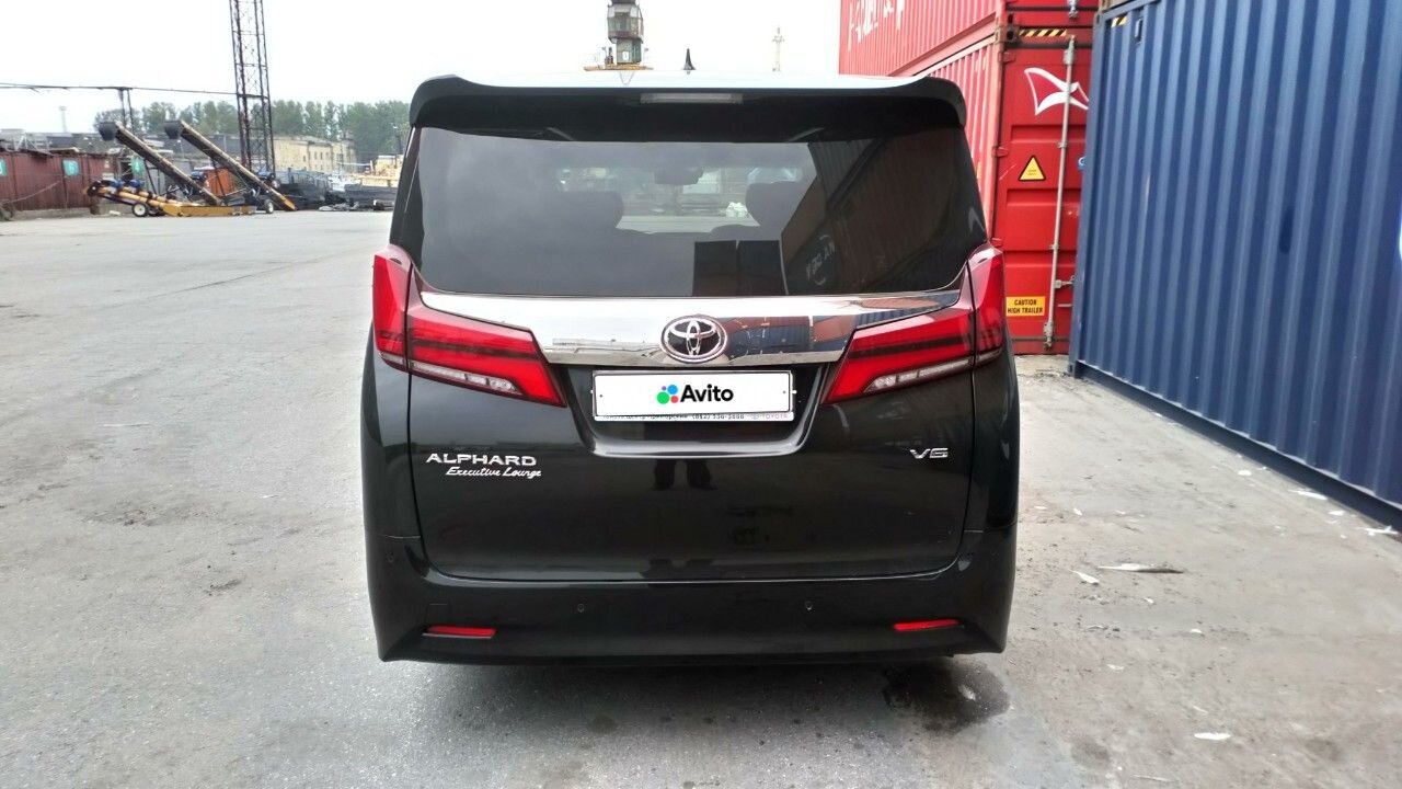Toyota Alphard: фото владельца