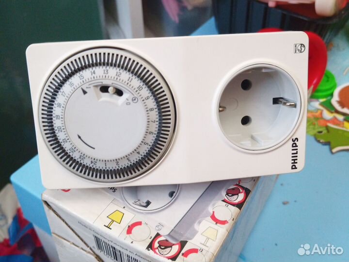 Розетка с таймером Philips HR 5077