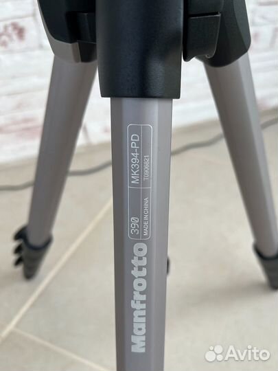 Штатив Manfrotto mk394-pd как Новый