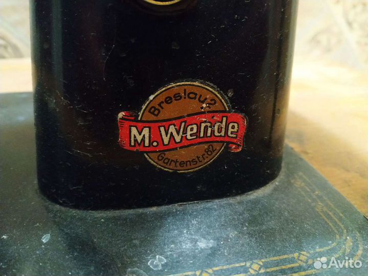 Швейная машинка (старый немец)