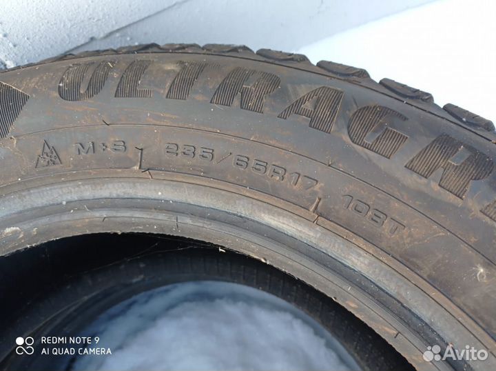Goodyear UltraGrip 235/65 R17