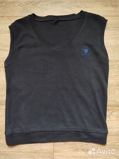 Жилетка на мальчика