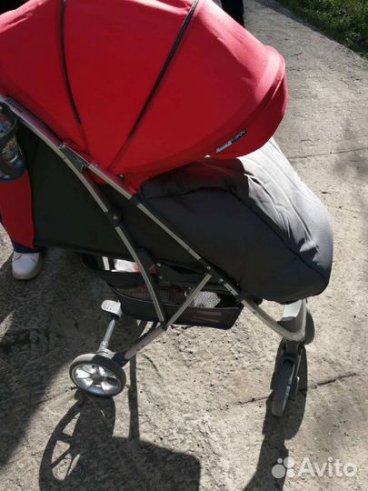 Прогулочная коляска