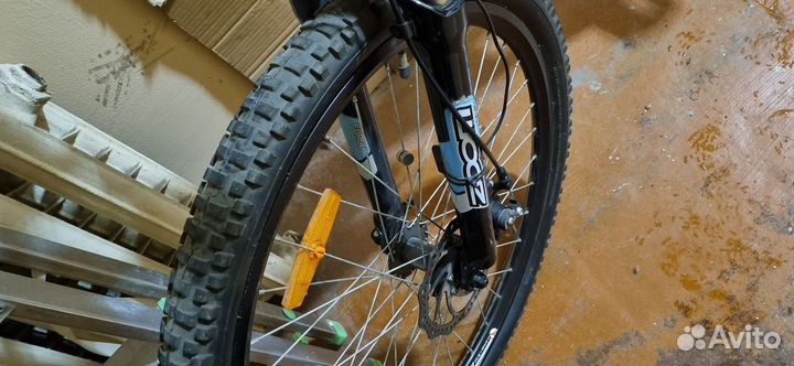 Продаю велосипед Stinger pro series