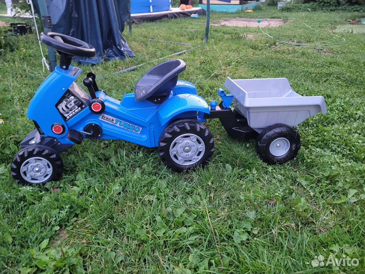 Синий трактор велосипед