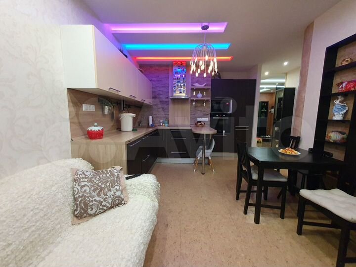 2-к. квартира, 65 м², 15/17 эт.