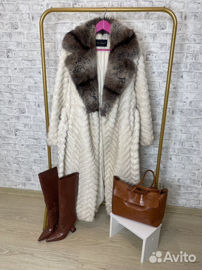 Шубы, пальто