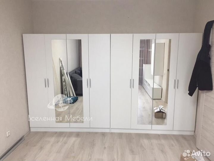 Шкаф распашной