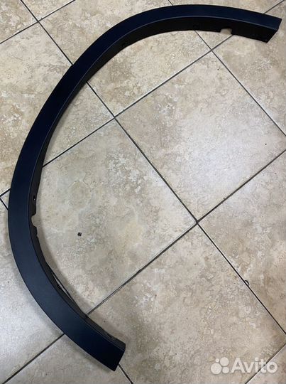 Накладка крыла заднего правого BMW X5 F15