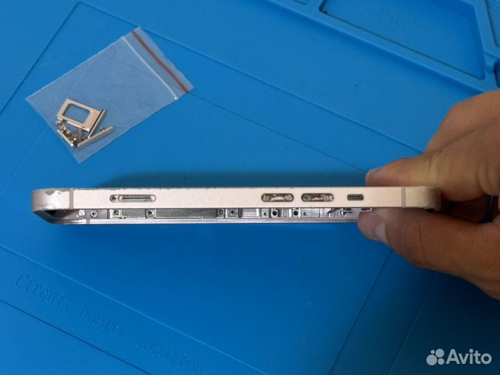 Корпус iPhone 13