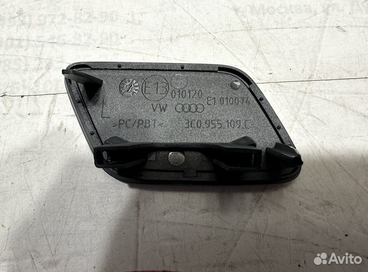 Крышка омывателя (жиклера) фары левая Passat B6