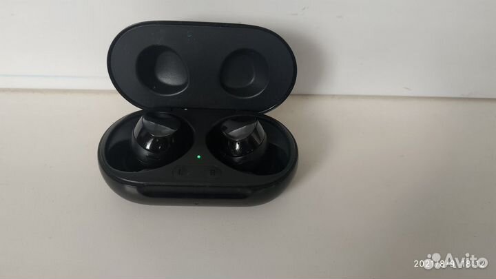 Наушники Samsung Galaxy Bads +