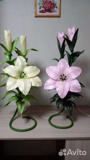 Светильник Лилии