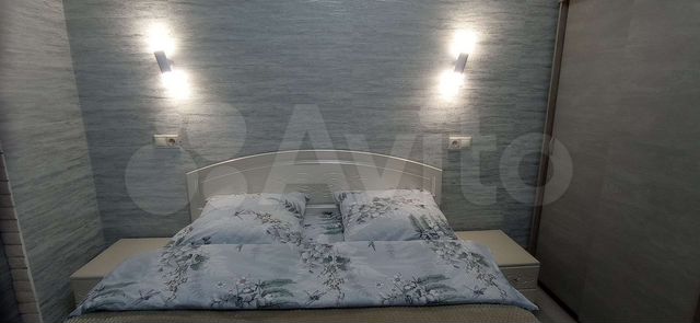 2-к. квартира, 43 м², 1/4 эт.