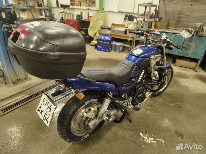 Yamaha fzx 750