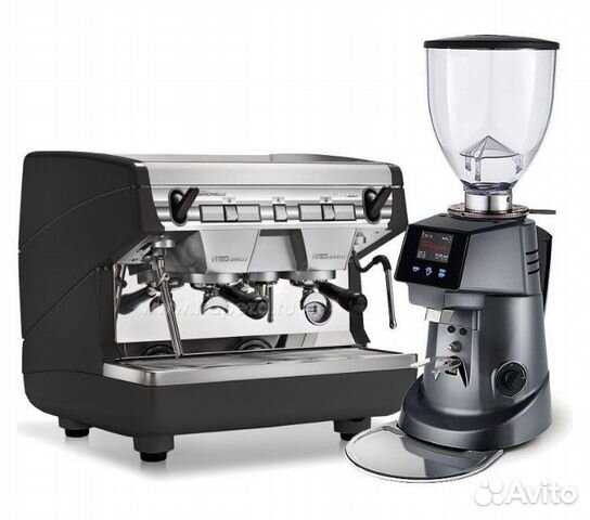 Кофемашина новасимонели + кофемолка