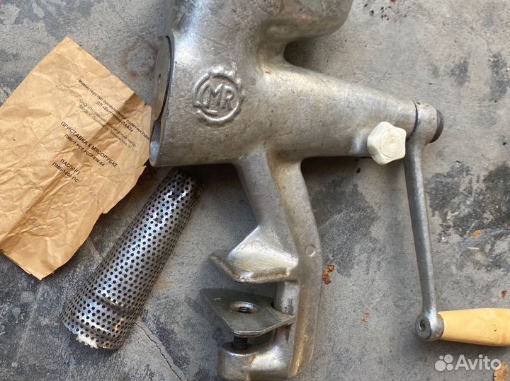 Соковыжималка шнековая ручная