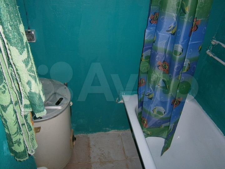 Комната 10 м² в 6-к., 2/4 эт.