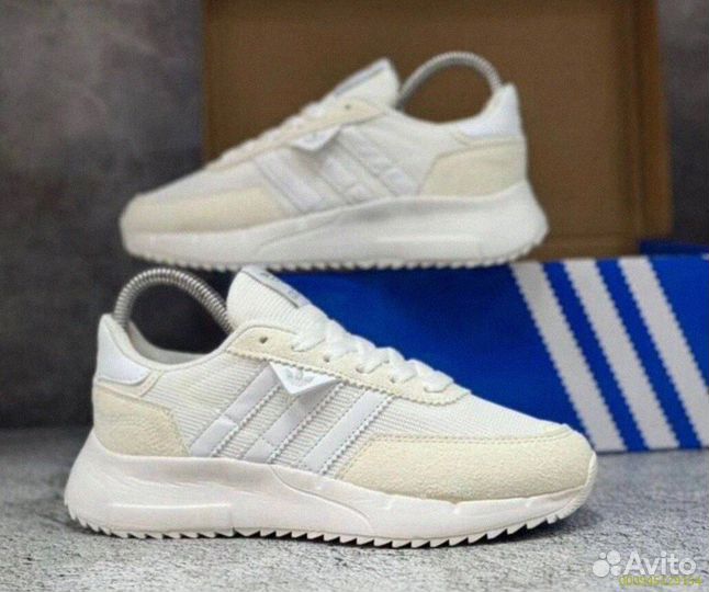 Кроссовки женские adidas (Арт.54405)