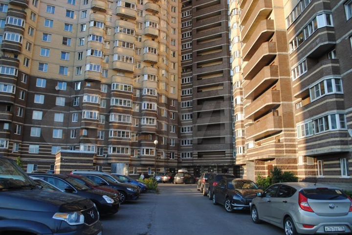 2-к. квартира, 53 м², 20/25 эт.
