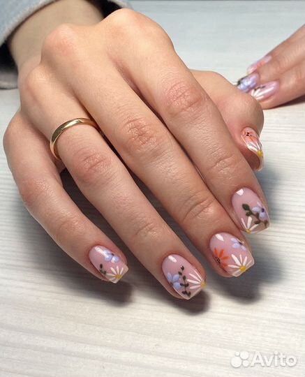 Маникюр в центре города