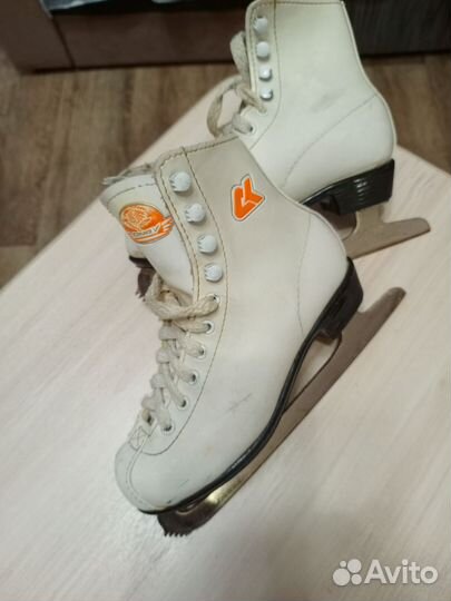 Коньки фигурные