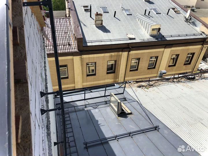 Лестница для кровли крыши