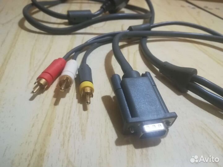 Переходник для xbox360 (тюльпаны - VGA)