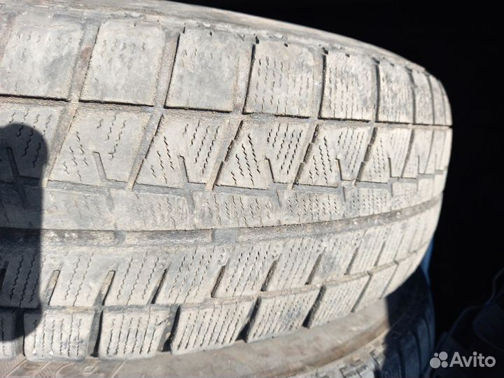 Bridgestone Blizzak Revo1 175/70 R14