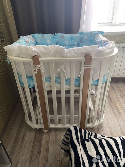 Детская кровать трансформер с маятником