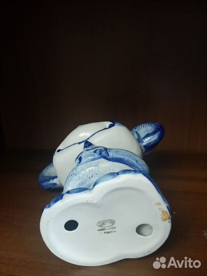 Фигурка гжельская обезьянка