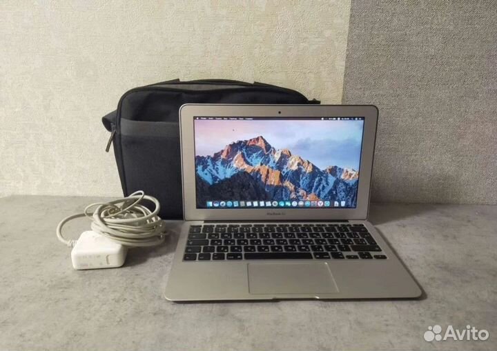 Apple MacBook air 11