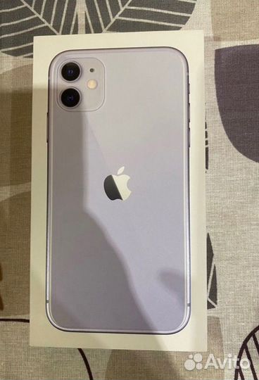 iPhone 11, 64 ГБ