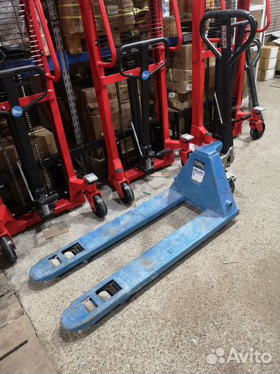 Тележки и штабелеры в аренду