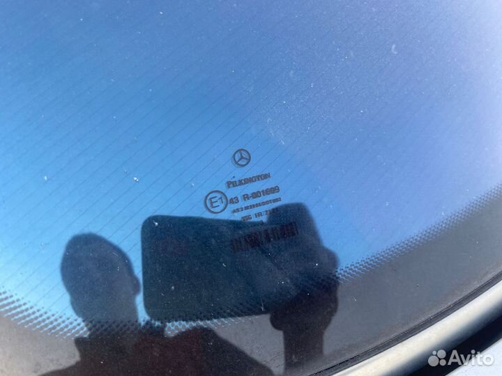 Заднее ветровое стекло Mercedes S-class W220