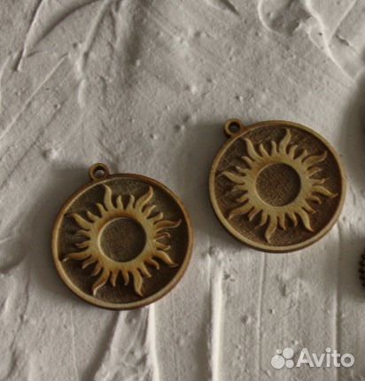 Значки на заказ