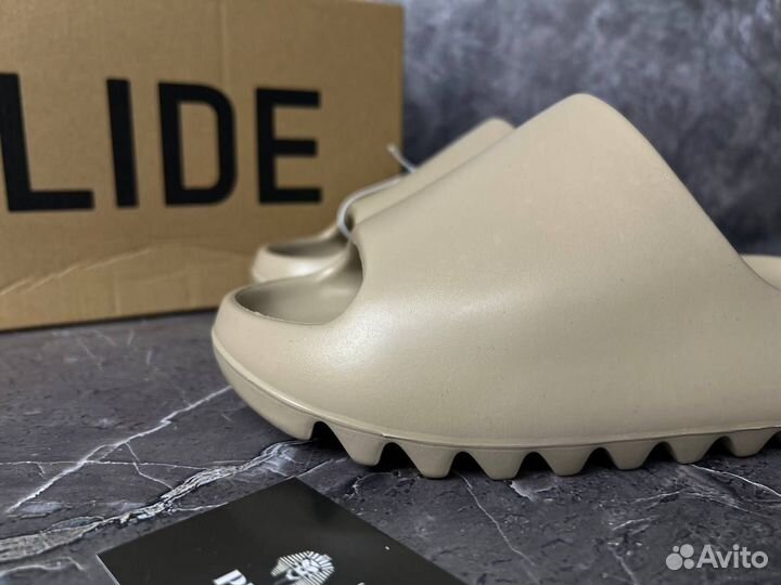 Сланцы Adidas Yeezy Slide