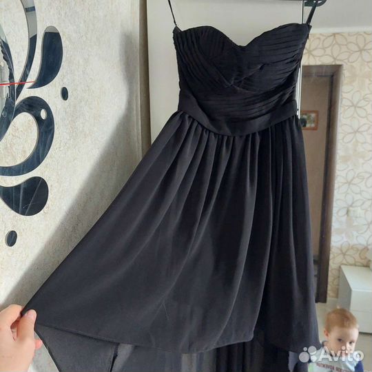 Выпускное вечернее черное платье с шлейфом
