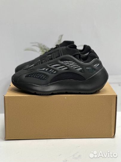 Кроссовк Yeezy 700: твой шаг к легенде