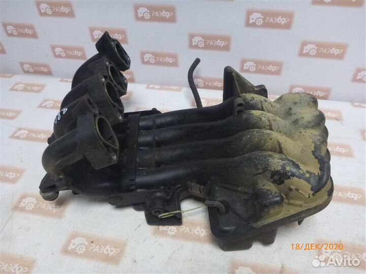 Коллектор впускной Volkswagen Golf MK4 AEH